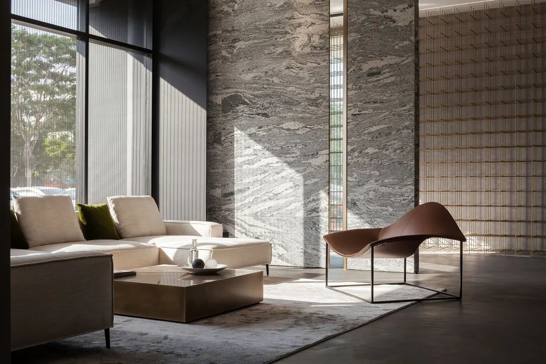 厦门 RAVA 旗舰店 | 现代简约美学空间-31