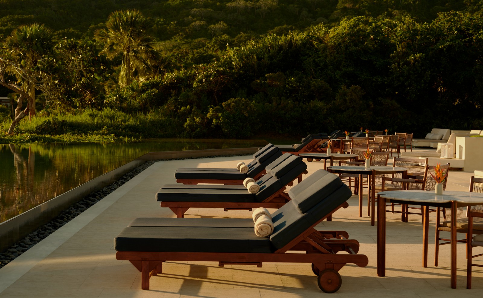 安缦茵澜 AMANERA丨John Hear-54