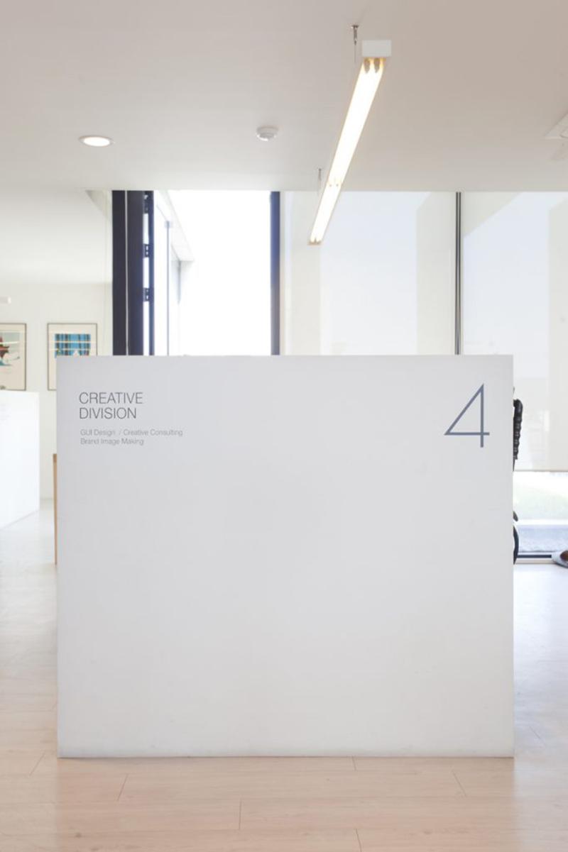 简约现代的 120 平米办公空间设计-8