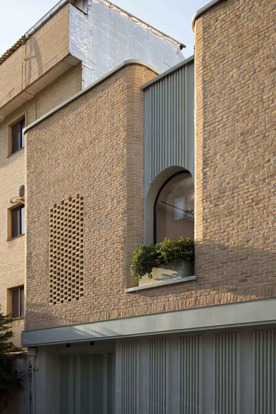 纳法斯·诺(新呼吸)诊所丨伊朗丨Event office-11