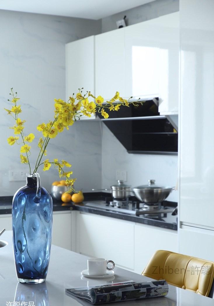 许聪丨平层丨野百合也能有春天-6