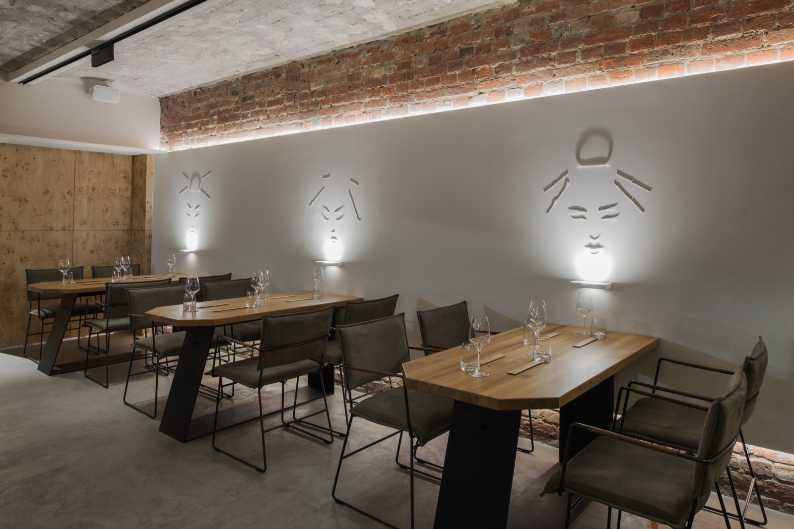 独具一格的莫斯科极简日料店  Archpoint-3