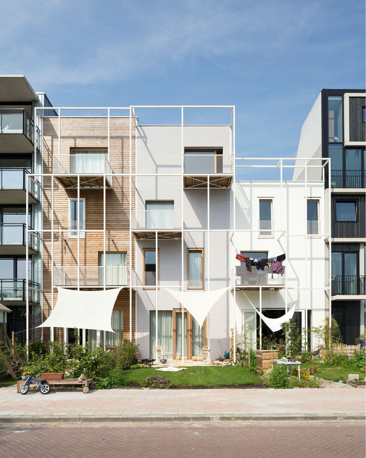 荷兰阿姆斯特丹 Scarwafa Co·Housing · 极简集体住宅的共生设计-11