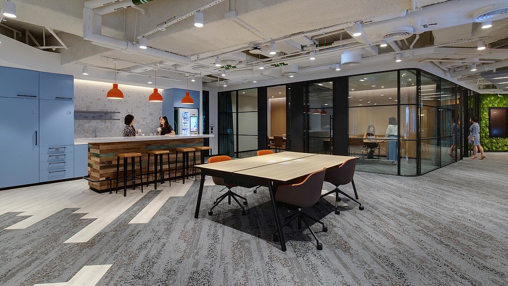 香港标准渣打银行创新办公空间设计-3