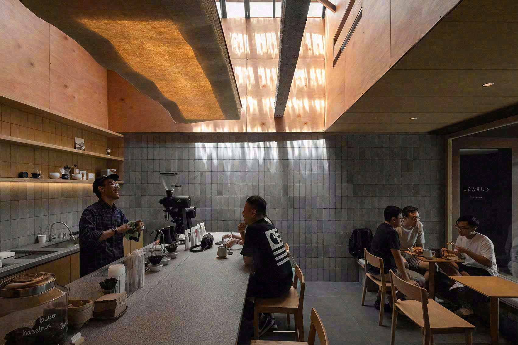 古拉斯咖啡馆由古搜开设-12