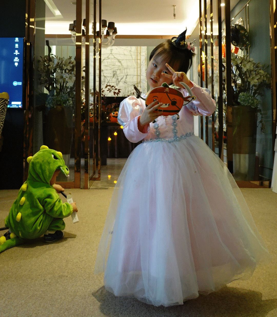 万圣节狂欢夜，力设计带你体验别样惊奇-59