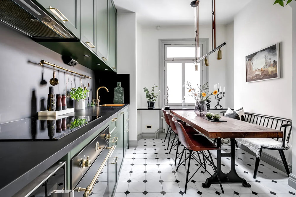 斯德哥尔摩 72 平米公寓，螺旋楼梯与玻璃隔间的完美结合-5