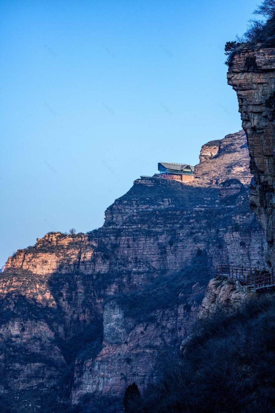 Restaurant on the Cliff / Skyland Architecture-37