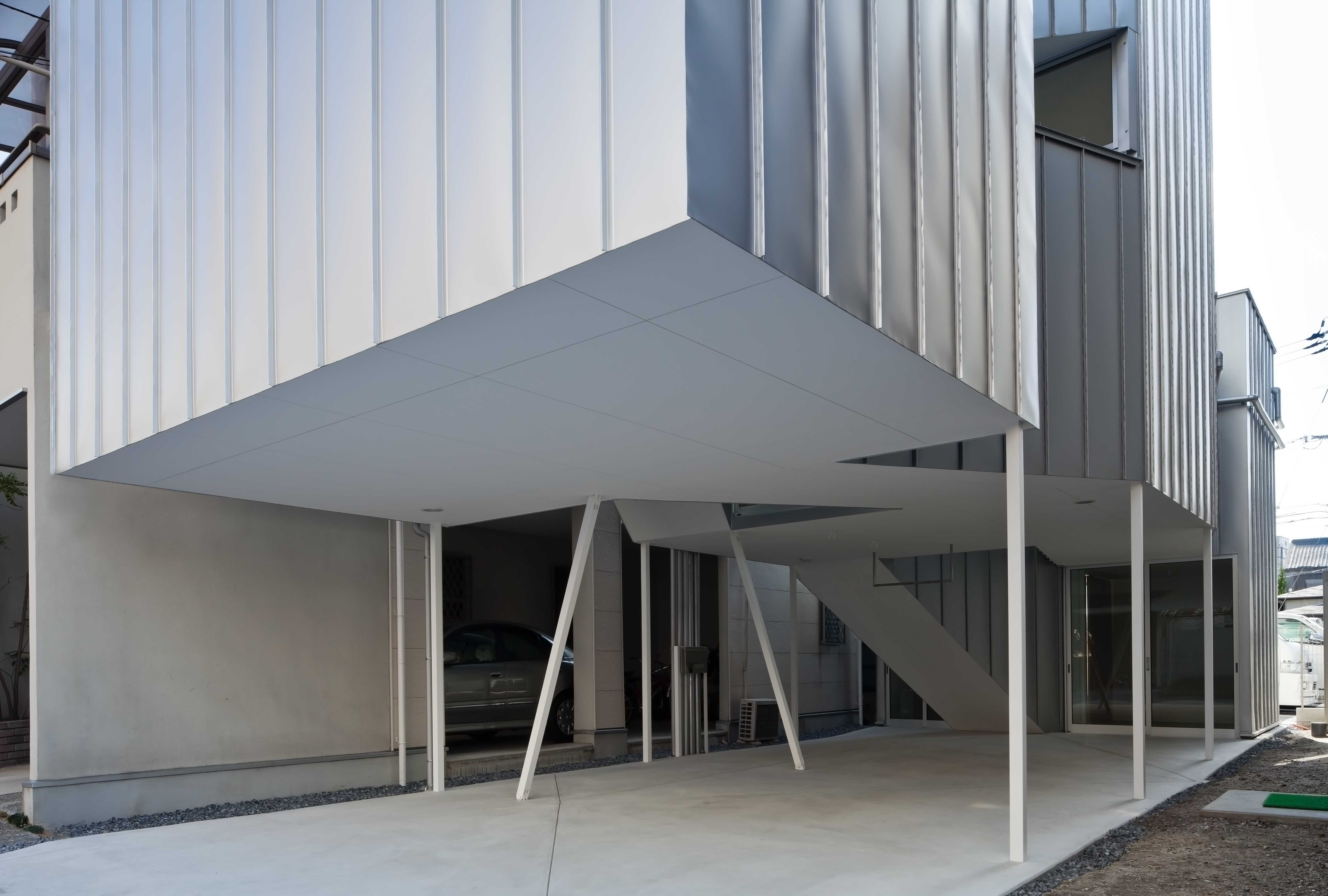 空中舞动的住宅 | 大阪市中心的三维居住空间-0