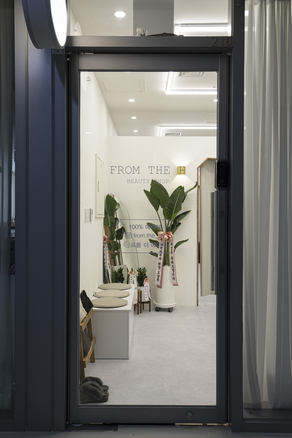 极简白色 13 平小户型设计-21