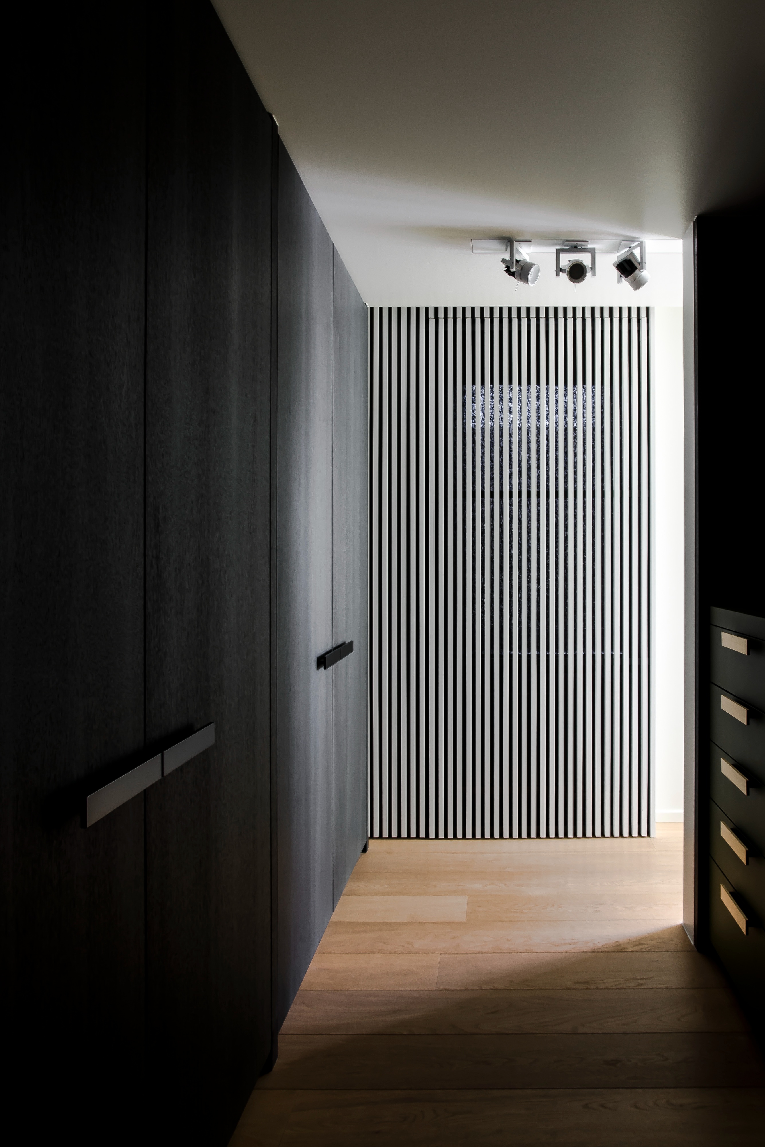 辛特-安德里斯的极简公寓-9