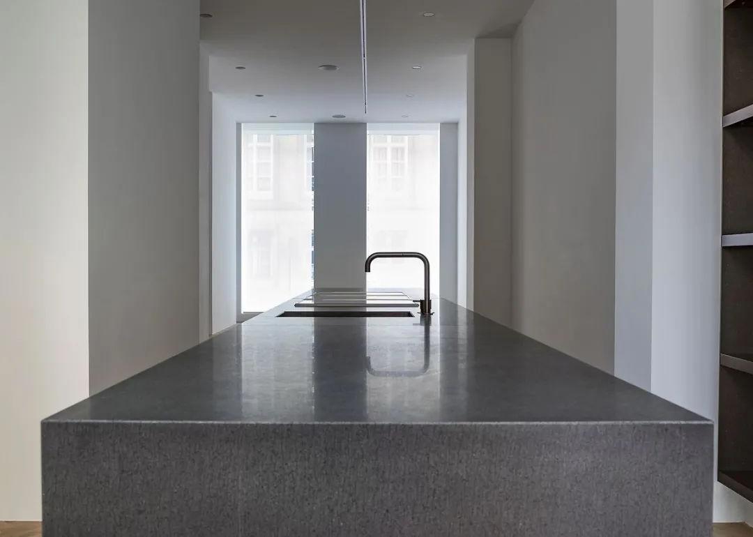 顶层公寓女子丨Glenn Sestig-84