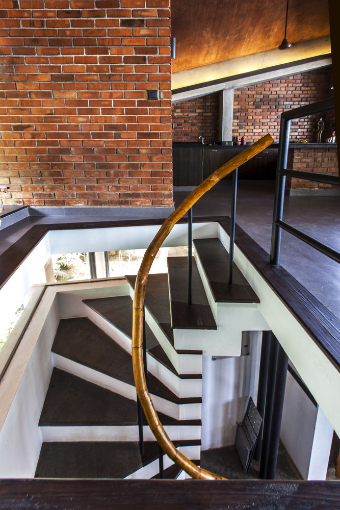 印度卡利库特 Elathur 海滩混凝土住宅-42