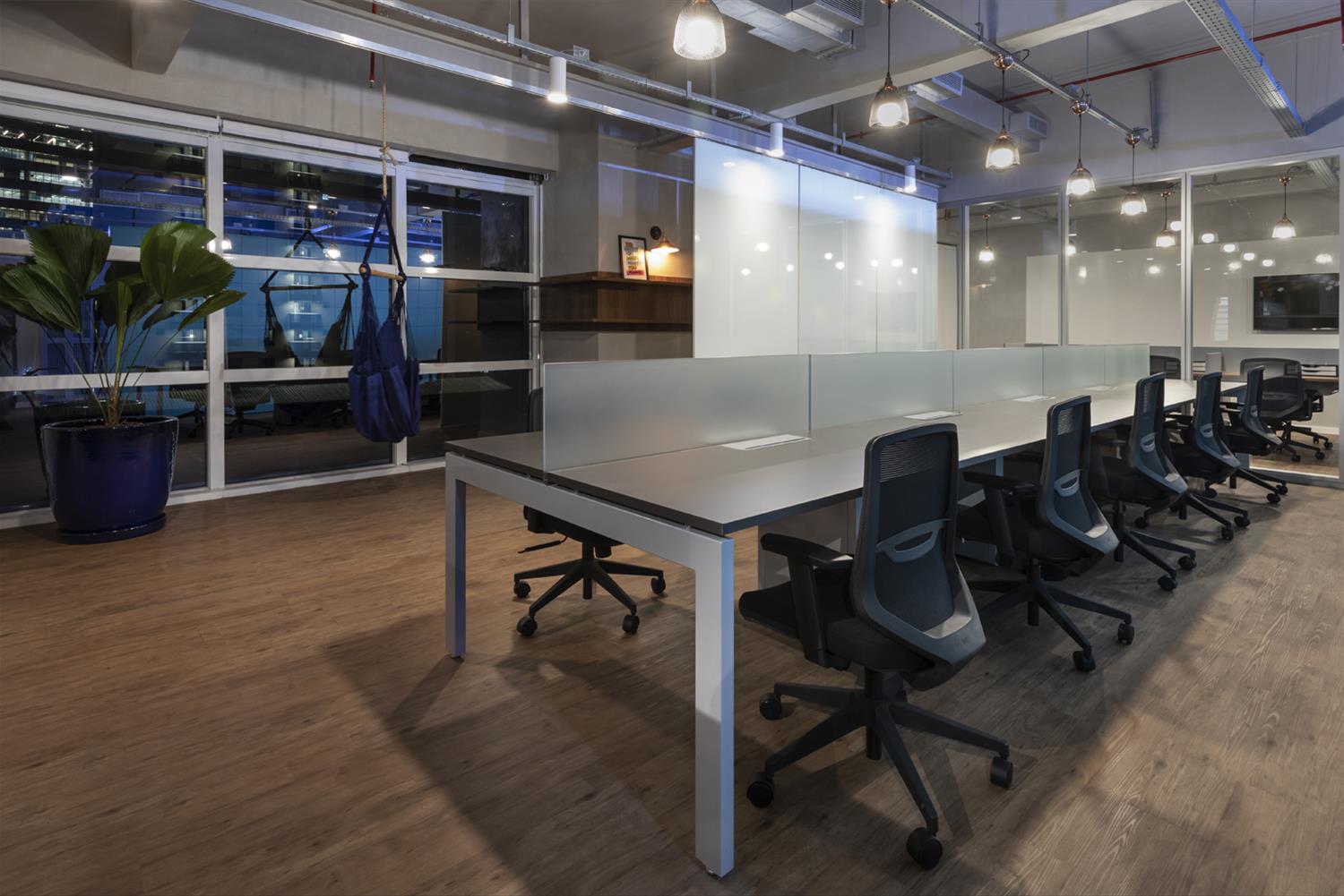 巴西 Udacity 智能办公室，灵活空间与自然光线交融-3