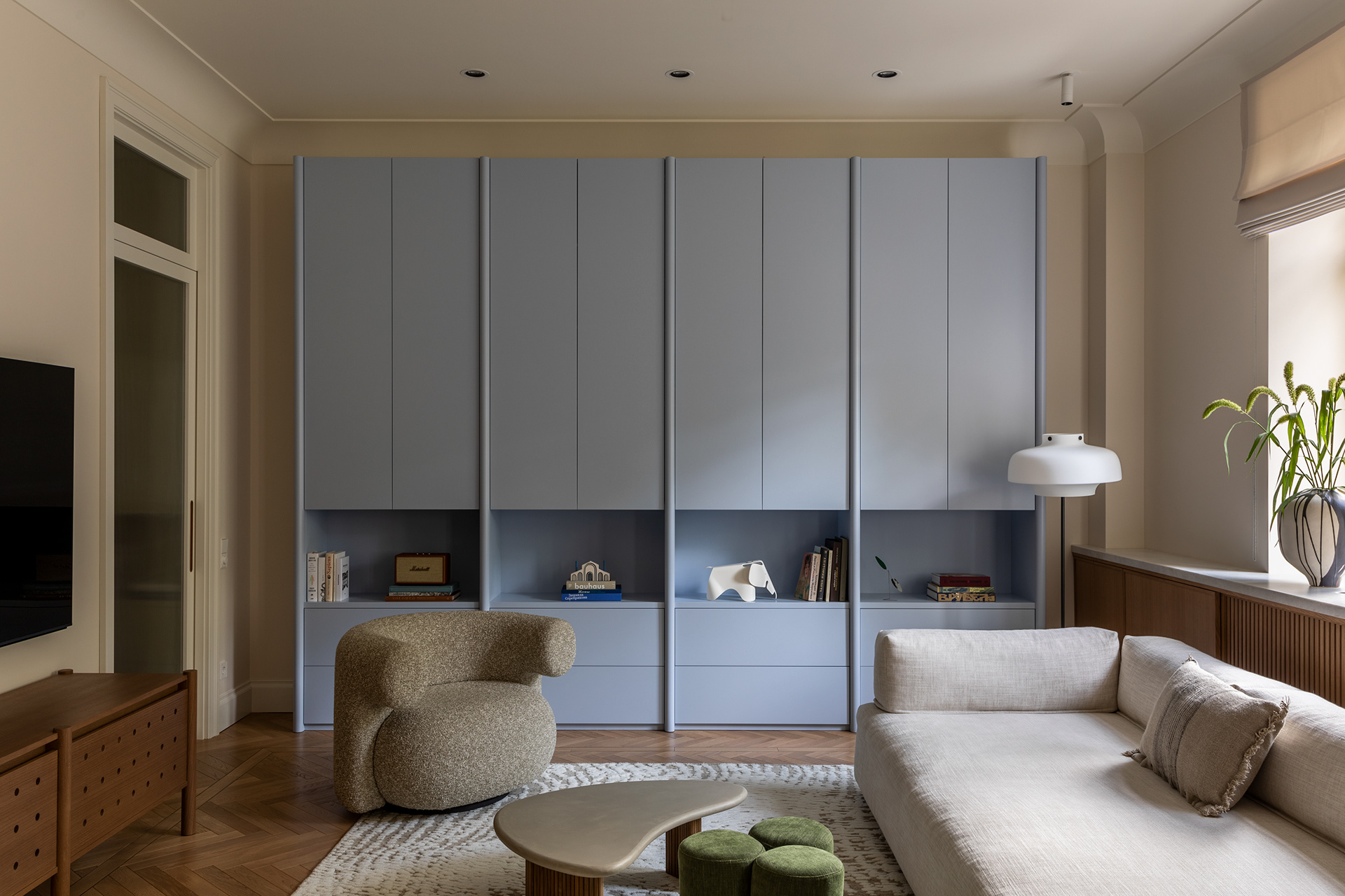 阿纳斯塔西娅·布兰特（Anastasia Brandt）设计的公寓（这里flat常见意思是公寓，但需结合具体语境，若有其他背景信息，flat可能还有其他更合适译法，这里按常见情况翻译） 丨Anastasia Brandt-2