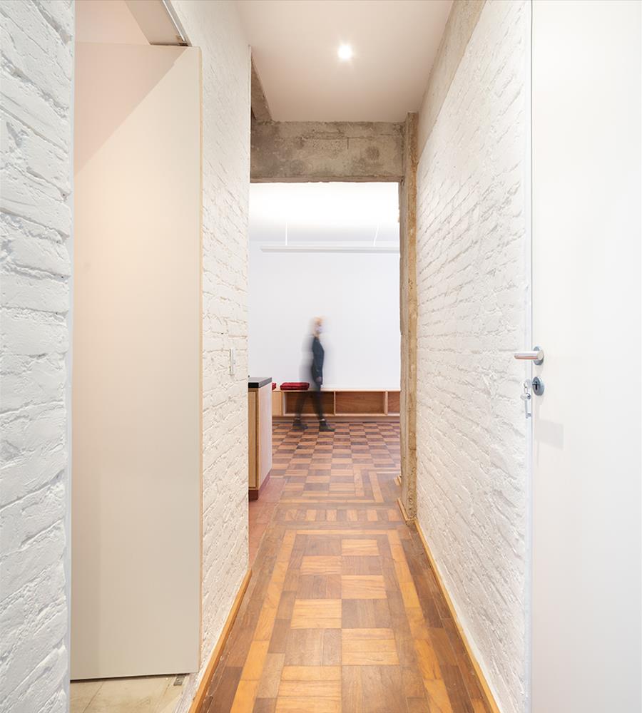 巴西 Imarés 公寓 | 低调奢华的混凝土与木质结合设计-8