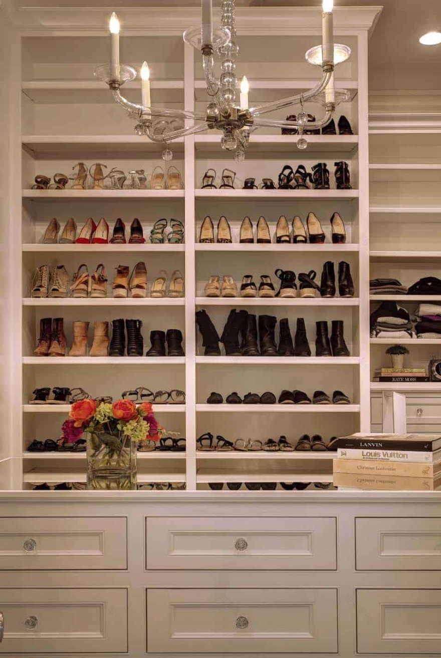 Gorgeous stone clad home with elegant interiors in Southlake, Texas-17