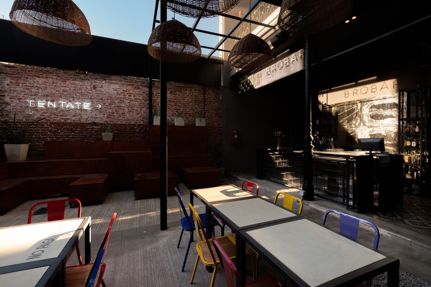 阿根廷百年修道院改造的购物中心-65