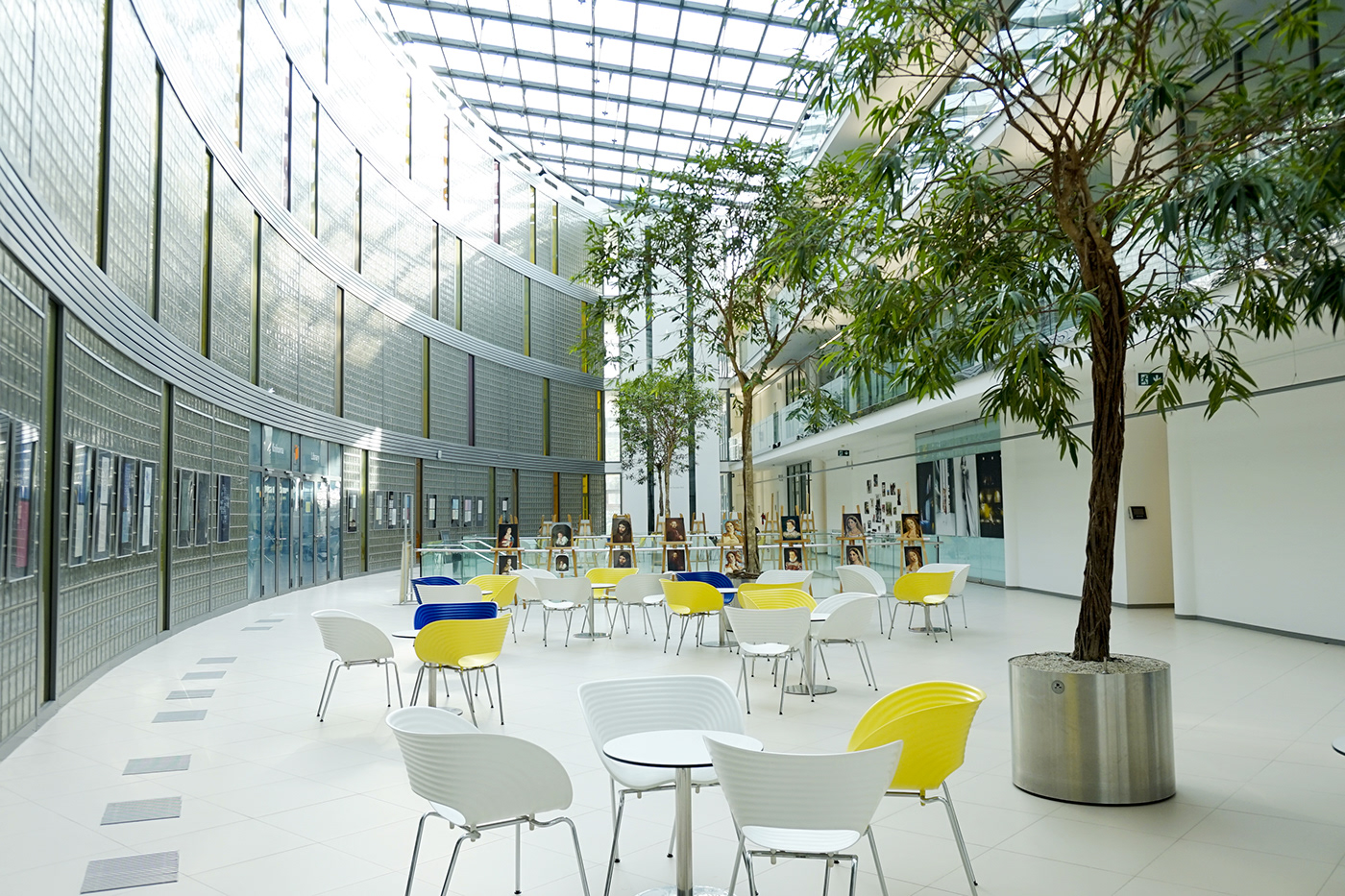 Anastasiya Gushchina丨大学丨architecture photography | Tomas Bata University-6