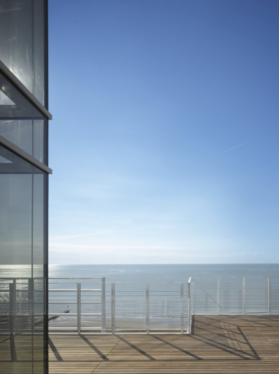 Jesolo Lido Condominium  Richard Meier-7