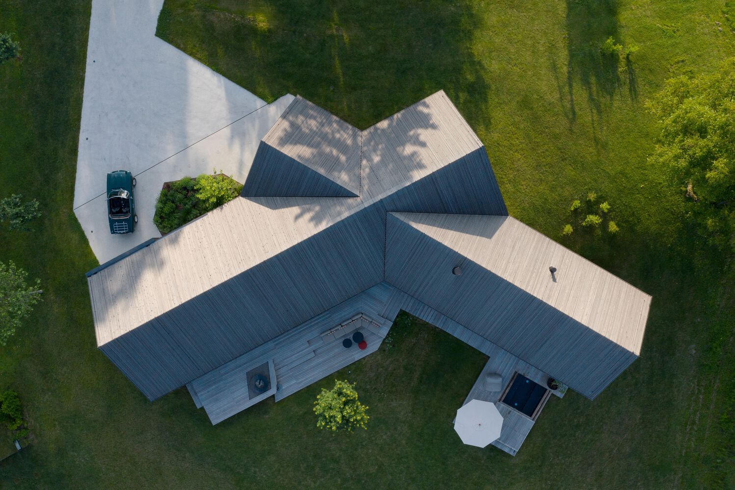 山水之间的宁静家园-14