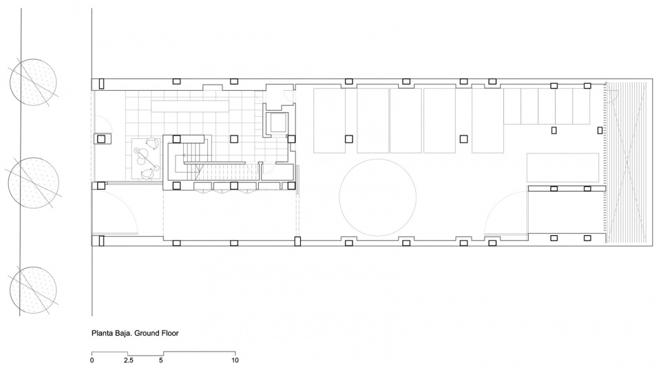 巴塞罗那 Ausiàs March 住宅楼改造 | 向光线致敬的现代建筑立面-42