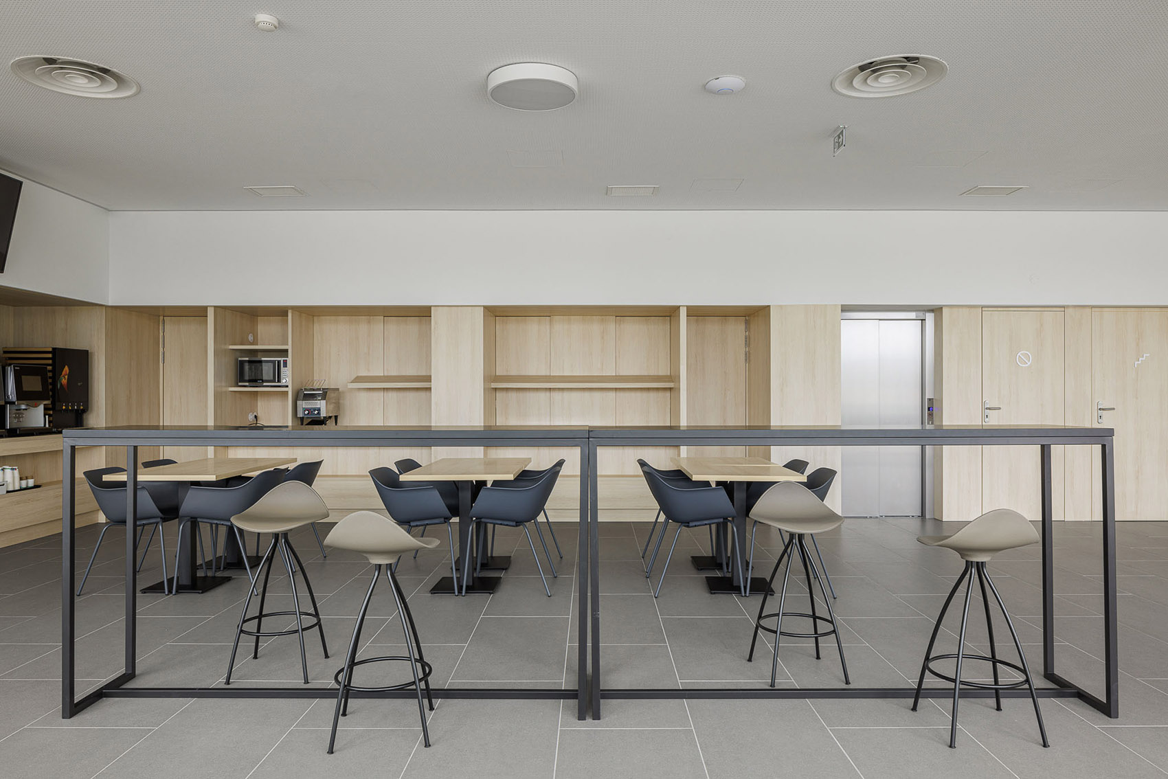 B&B Famalicão 酒店丨葡萄牙丨Jorge Domingues Arquitetos-85