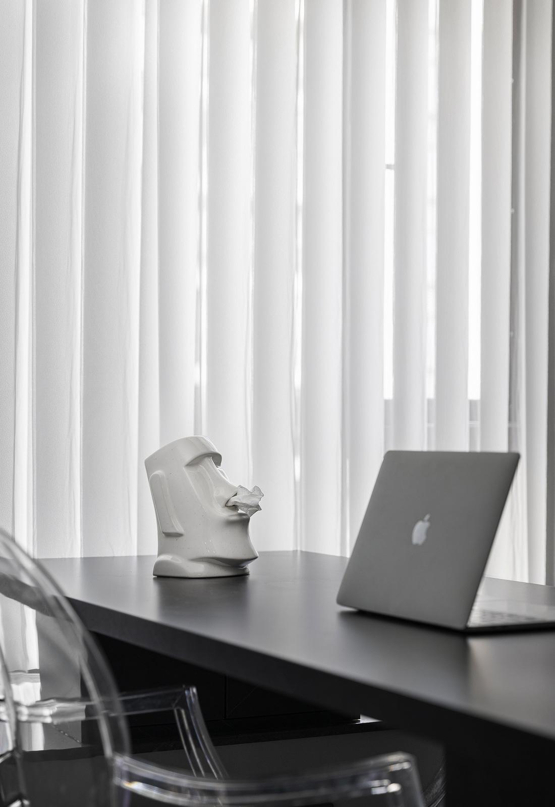 黑白琴键 - 融合硬朗与温柔的现代简约家居设计-25