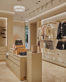 Reality | Luxy by Lee
