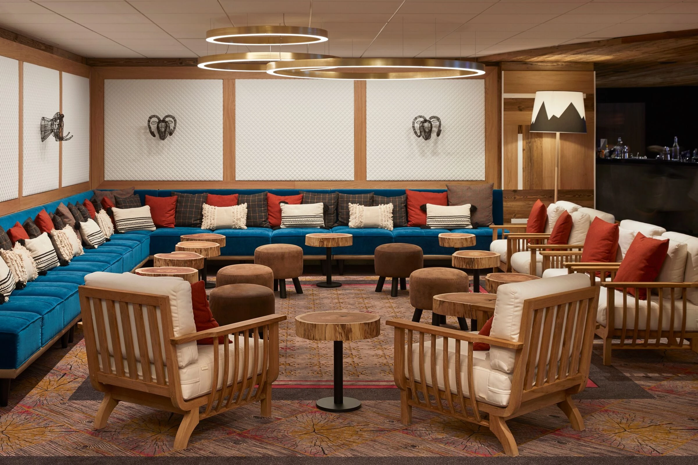 法国阿尔卑斯山脉的 Club Med 度假村,尽享自然美景与舒适体验-23