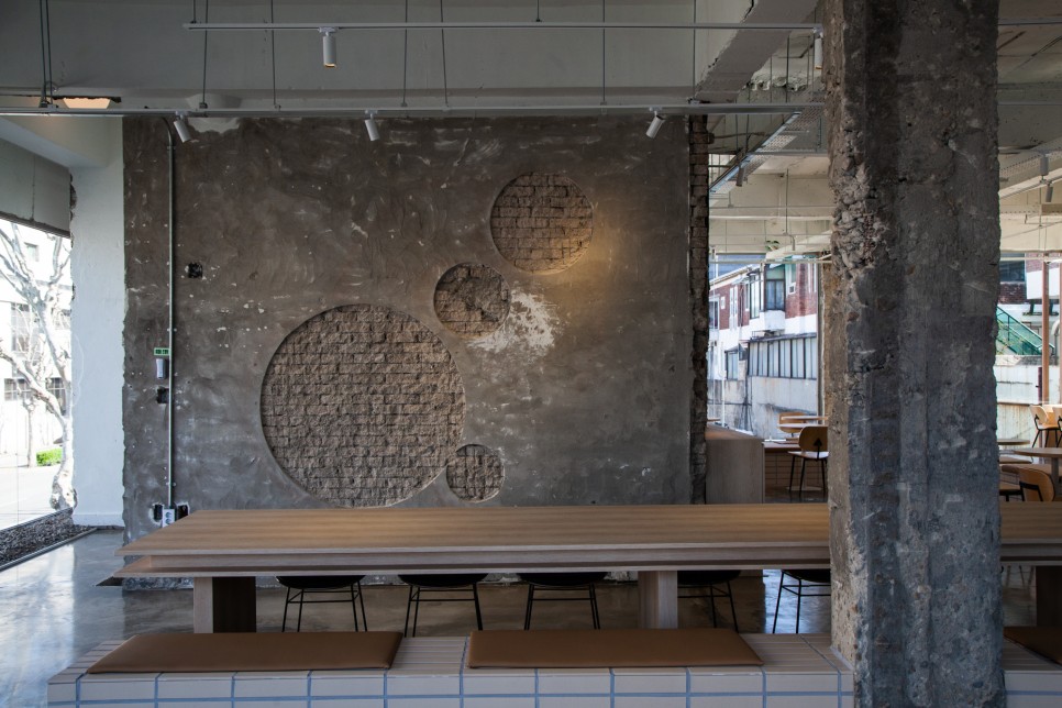 现代工业风 | 300 平米大型咖啡厅设计-6