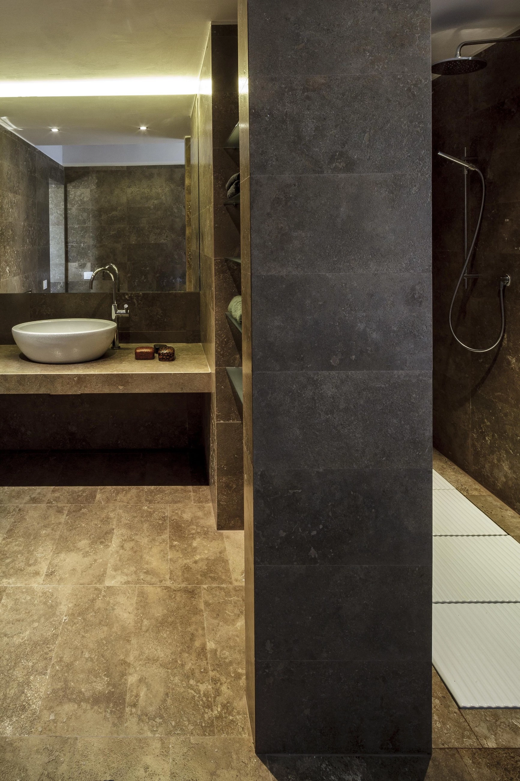 意大利古教堂旁的周末度假屋-37