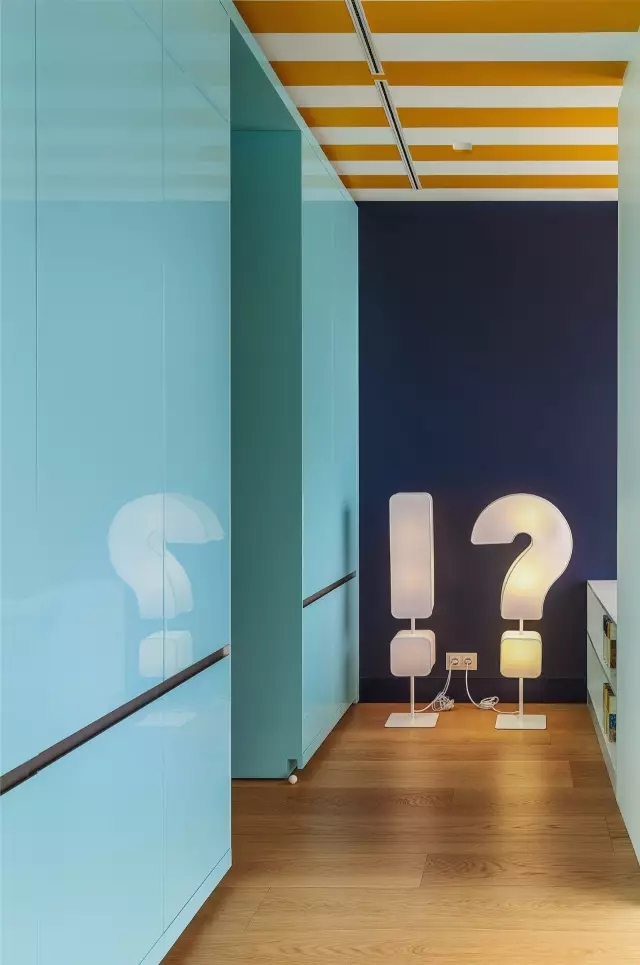 俄罗斯 380㎡简约精致豪宅 | 功能布局与艺术品相得益彰-52