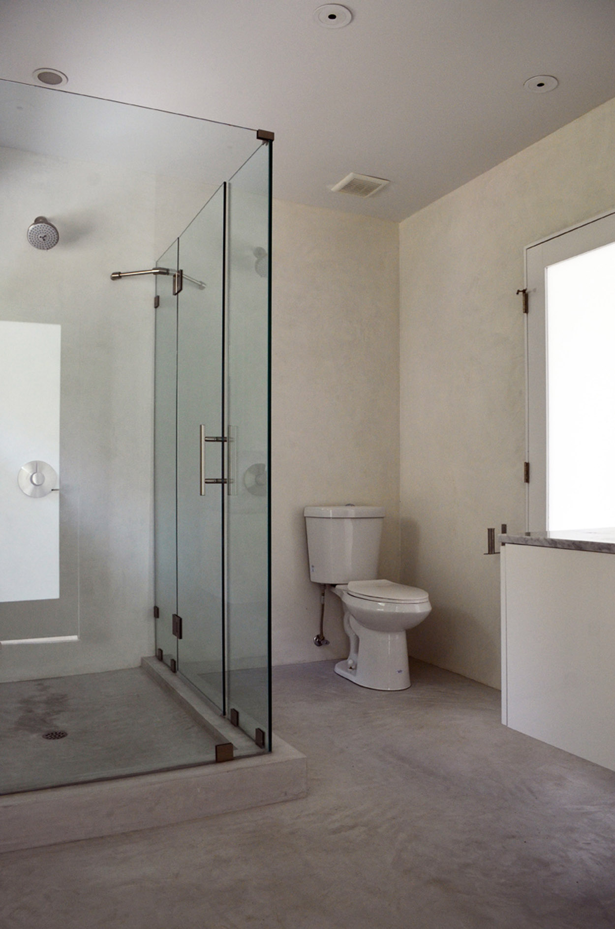 艾丽卡·温特斯设计 M-8422 住宅 展现现代风格-11