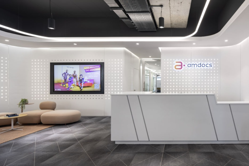Amdocs Offices by Studio Tali Gotthilf-0