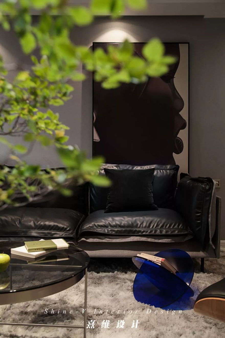 《溯洄》精装房改造 | 黑白灰的现代简约之家-54