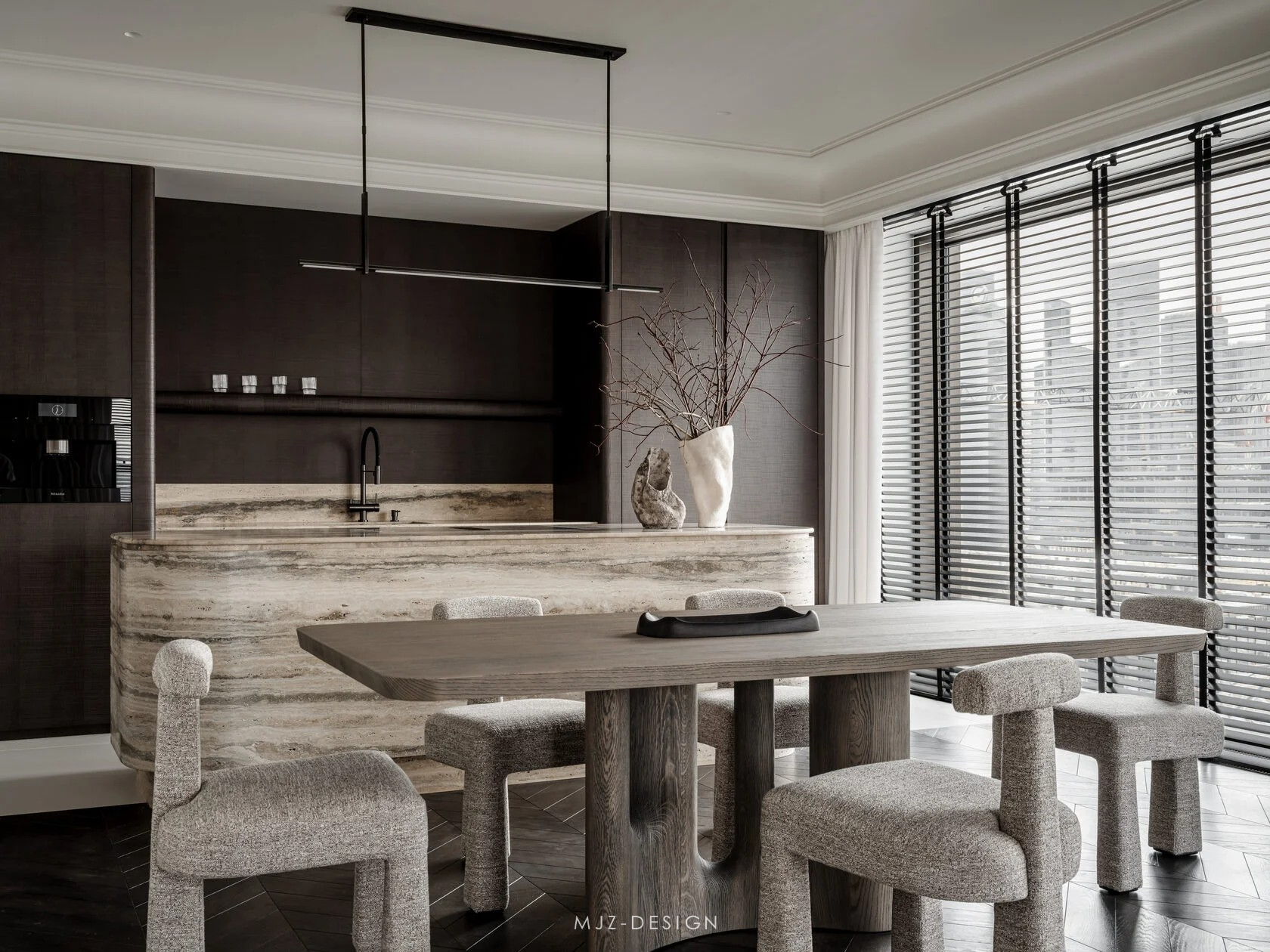 波克隆纳亚街 9 号,127 室(注:由于POKLONNAYA推测为俄语街道名,音译为波克隆纳亚街,127结合常见情况推测为房间号等,若实际情况不符,请提供更多背景信息) 丨俄罗斯莫斯科丨QUADRO ROOM-15