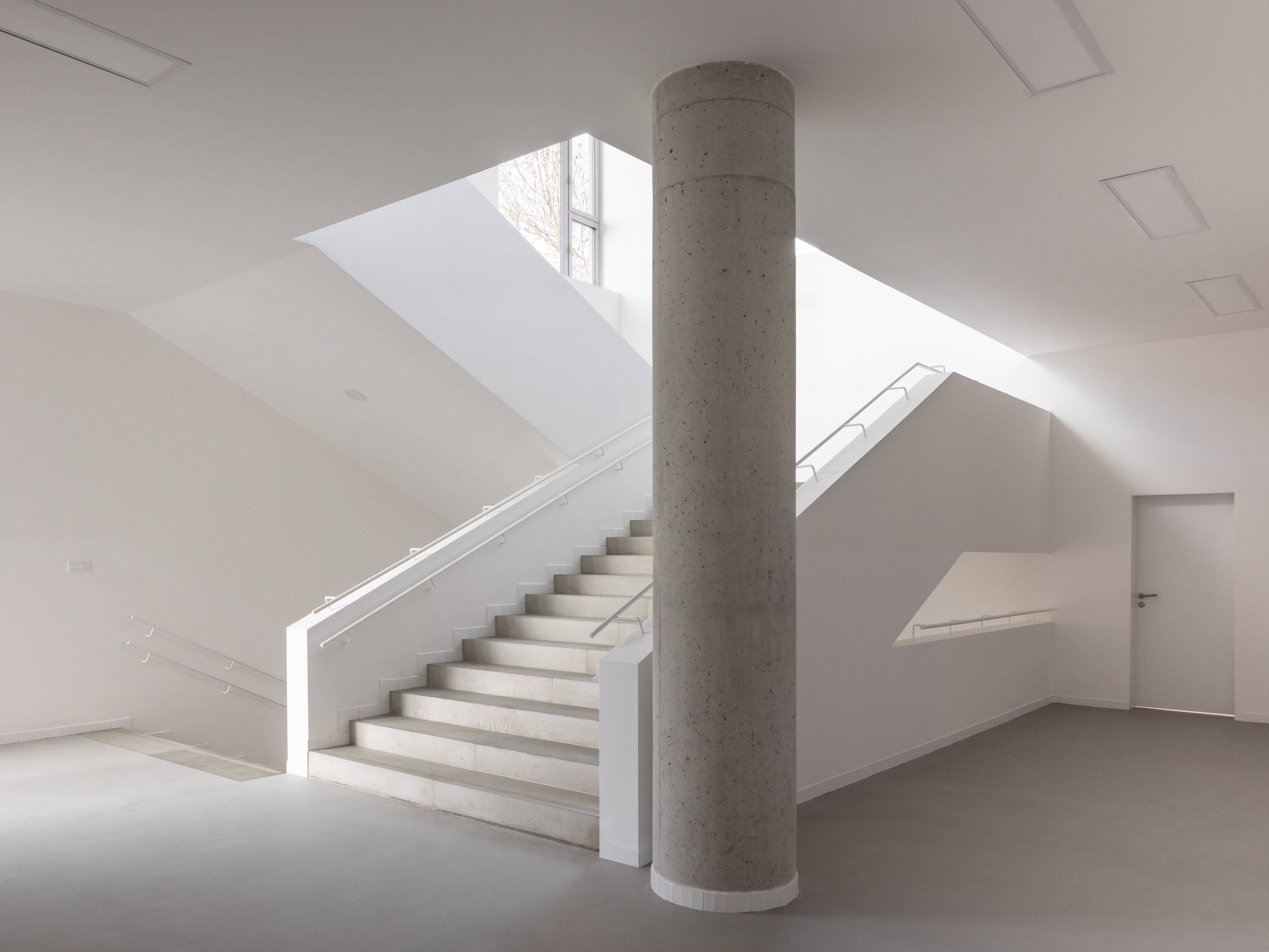 小学扩建  新学校亭阁与多功能厅丨斯洛伐克丨Bakyta architekti-49