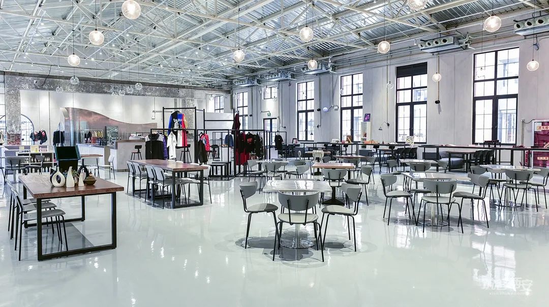 SEE SEE SPACE · 新旧碰撞的多元共享空间丨中国西安丨柏涵装饰精品设计机构-20