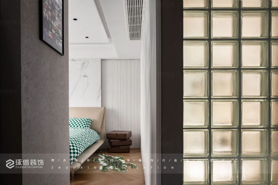 龙湖两江新宸现代风舒适家居设计丨中国重庆丨重庆琢信装饰有限公司-43