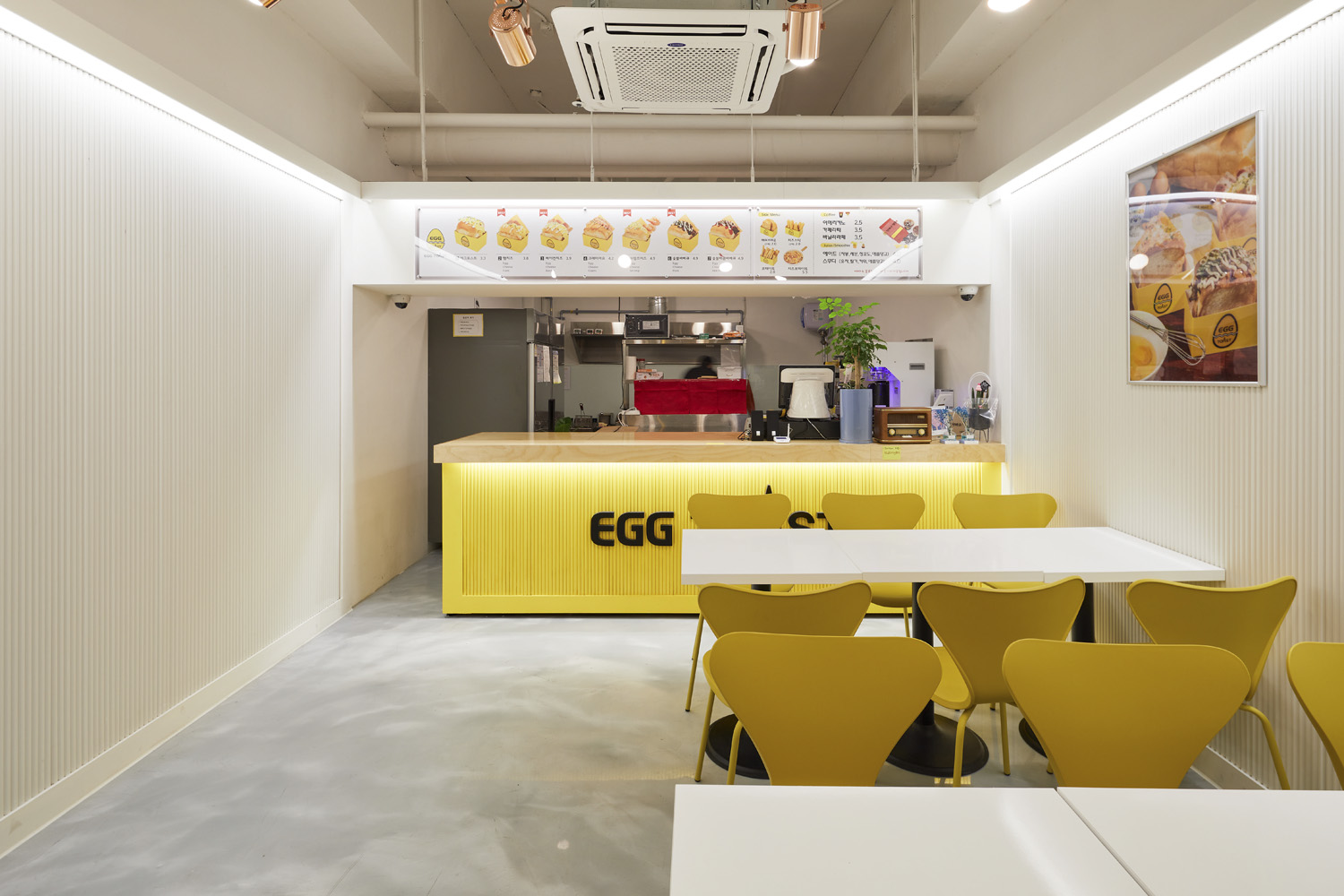 蓝色调公寓 | 打造宁静舒适的室内空间-3