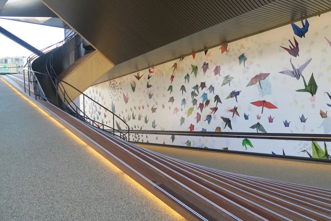 广岛纸鹤塔——城市新地标，和平与环保的设计典范-6