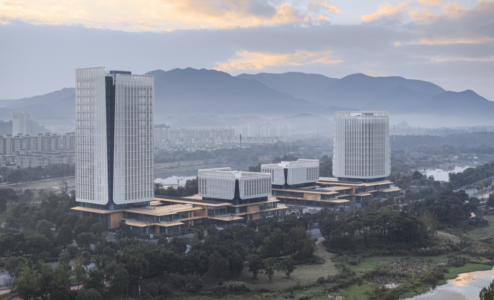 安吉临溪科创中心丨中国湖州丨GLA建筑设计-11