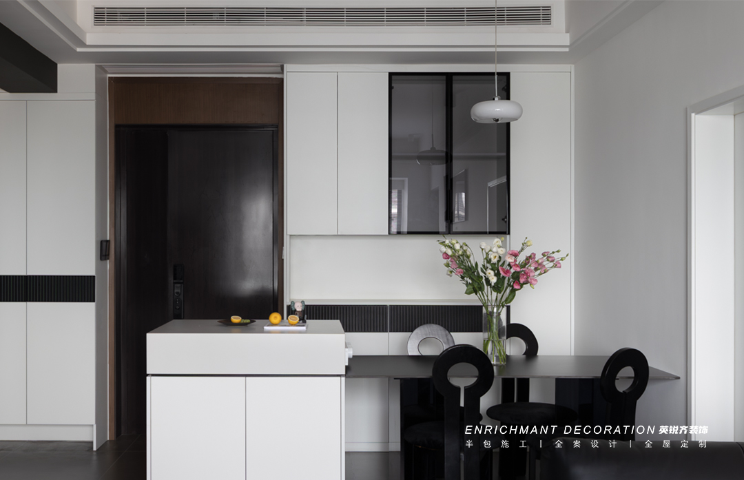 极致黑白丨易越-24