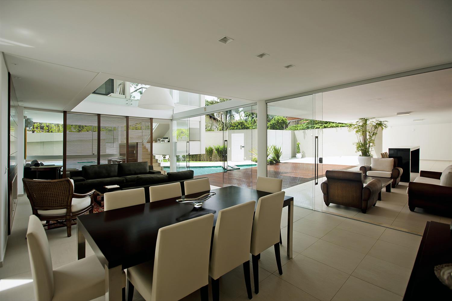 巴西半圆环形住宅设计-16