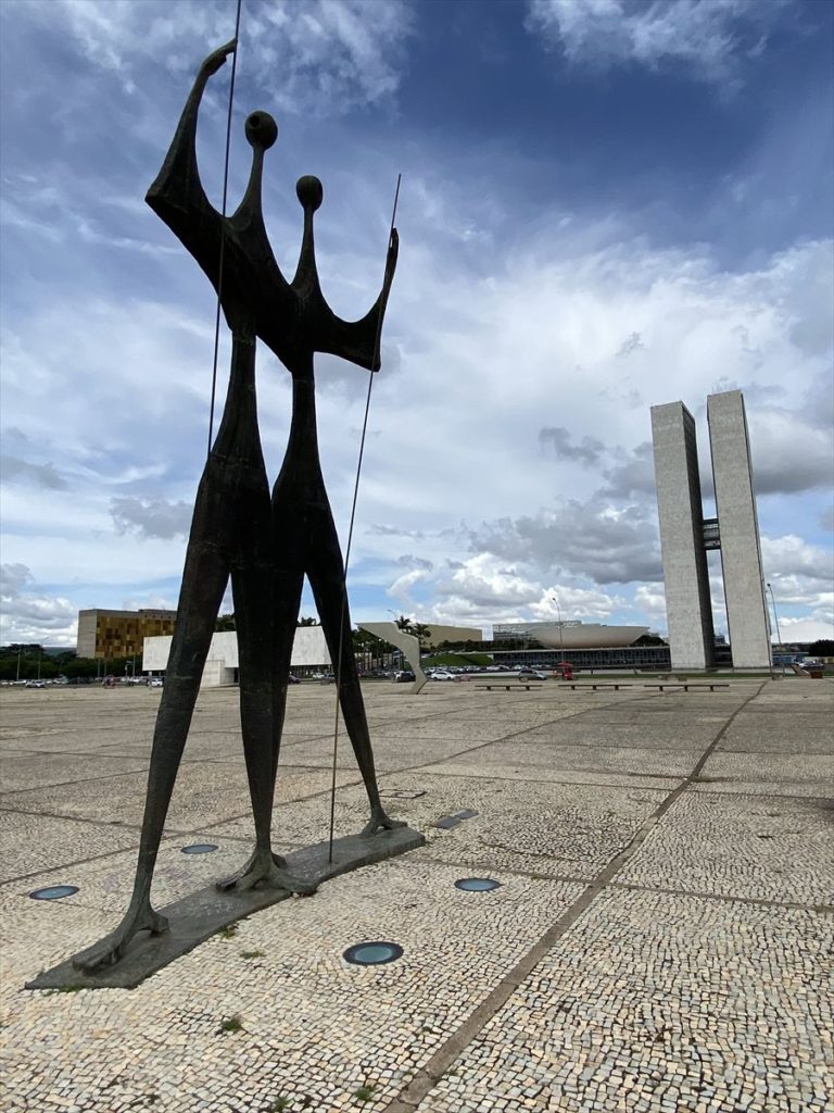 巴西利亚三权广场及周边建筑丨巴西巴西利亚丨奥斯卡·尼迈耶(部分建筑),卢西奥·科斯塔(部分合作)-11