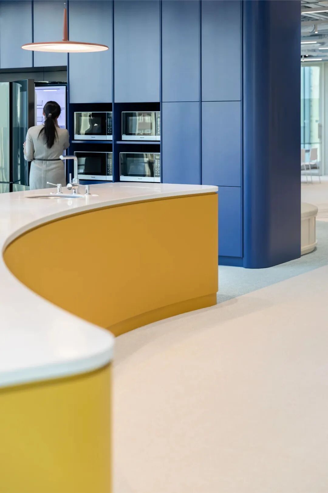 金融巨头的自然疗愈型办公美学 · Bean Buro丨中国香港丨Lorène Faure等团队,艺术设计Angel Hui-45