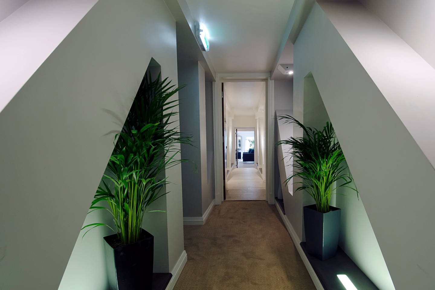 伦敦威斯敏斯特河畔豪华顶层公寓室内设计丨英国伦敦-1