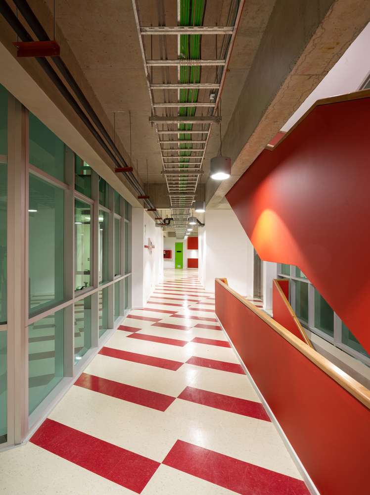 智利 PUCV 大学医学技术职业建设大楼-24