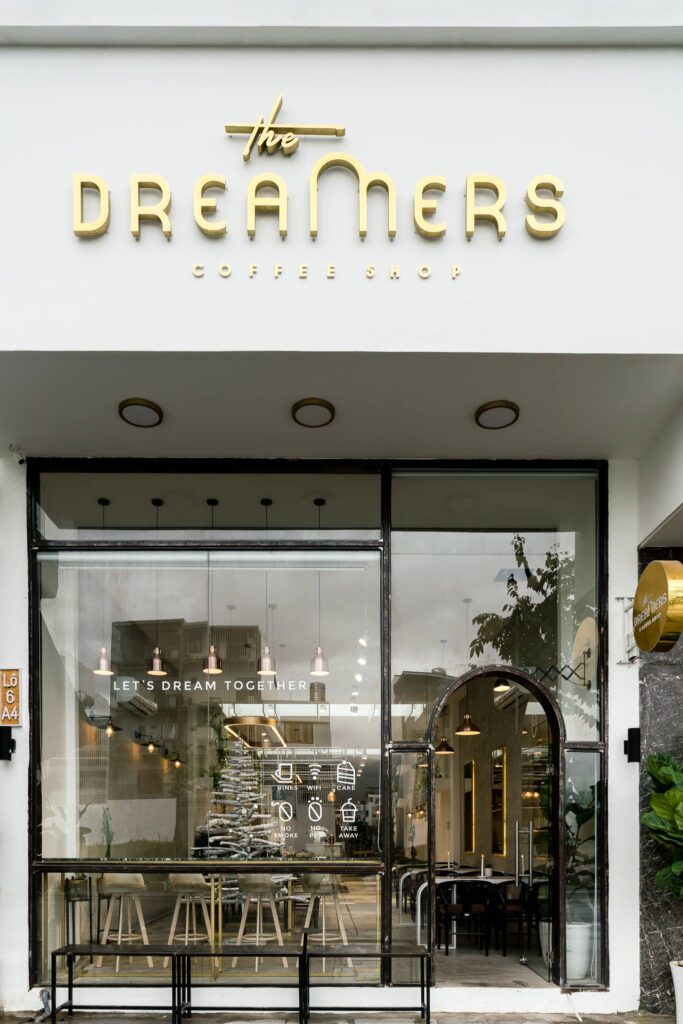 the dreamers coffee shop | 2019-1